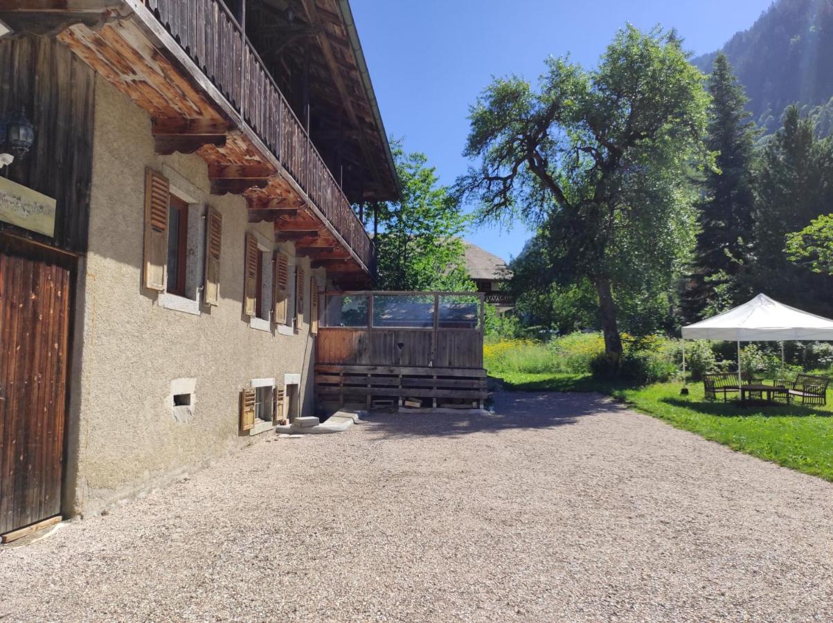 Appartement 6 Pers 70 M² Dans Chalet Chez Marie 蒙特里永 外观 照片